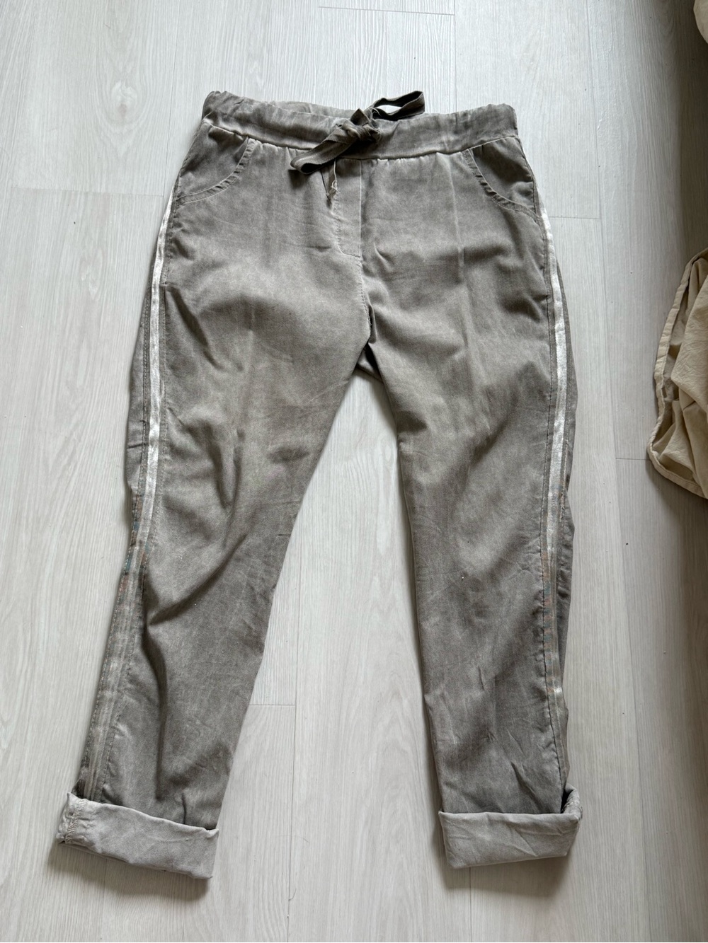 Tina Stephens Italy Magic Pants Taupe Metallic Stripe OS - Picture 5 of 10
